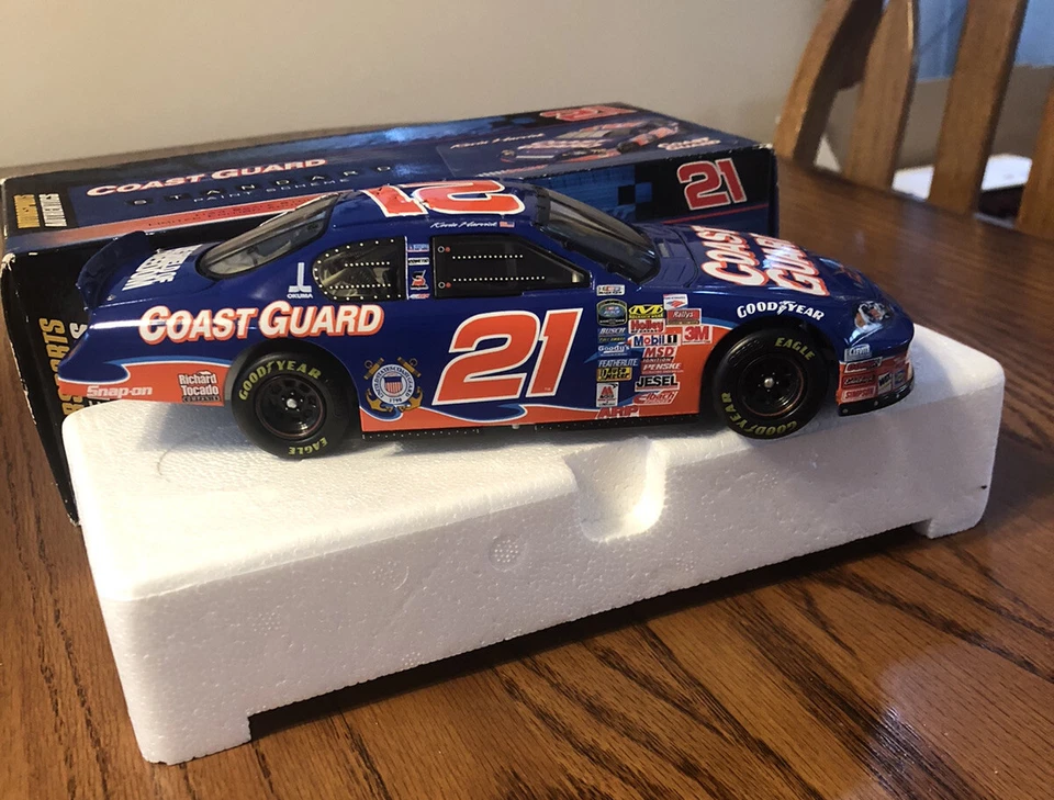 Motorsports Authentics Kevin Harvick #21 US Coast Guard 2006 Monte Carlo 1:24 - Image 4 of 4