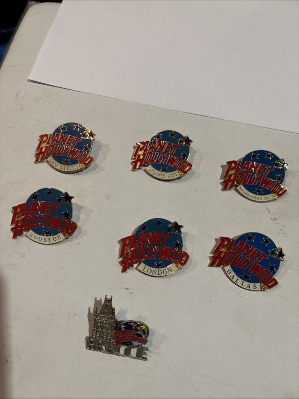 Lot Of  7 PLANET HOLLYWOOD Pins NM L00K