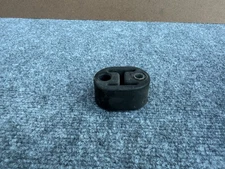 INFINITI G37 Q60 2 DOOR 08-16 OEM EXHAUST MUFFLER PIPE HANGER BRACKET ASSEMBLY