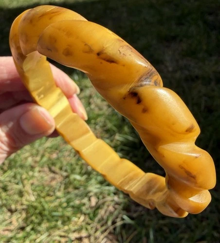 Bakelite vintage bangle bracelet marbled butterscotch Rope Tested jewelry