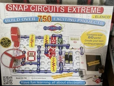 Elenco Snap Circuits Extreme SC-750 Electronics Exploration Kit - complete