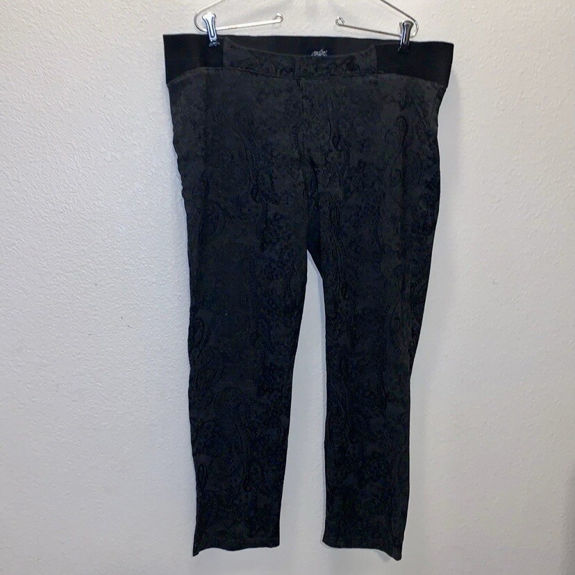 One 5 one bump it up XL maternity elastic waist black paisley print dress pants