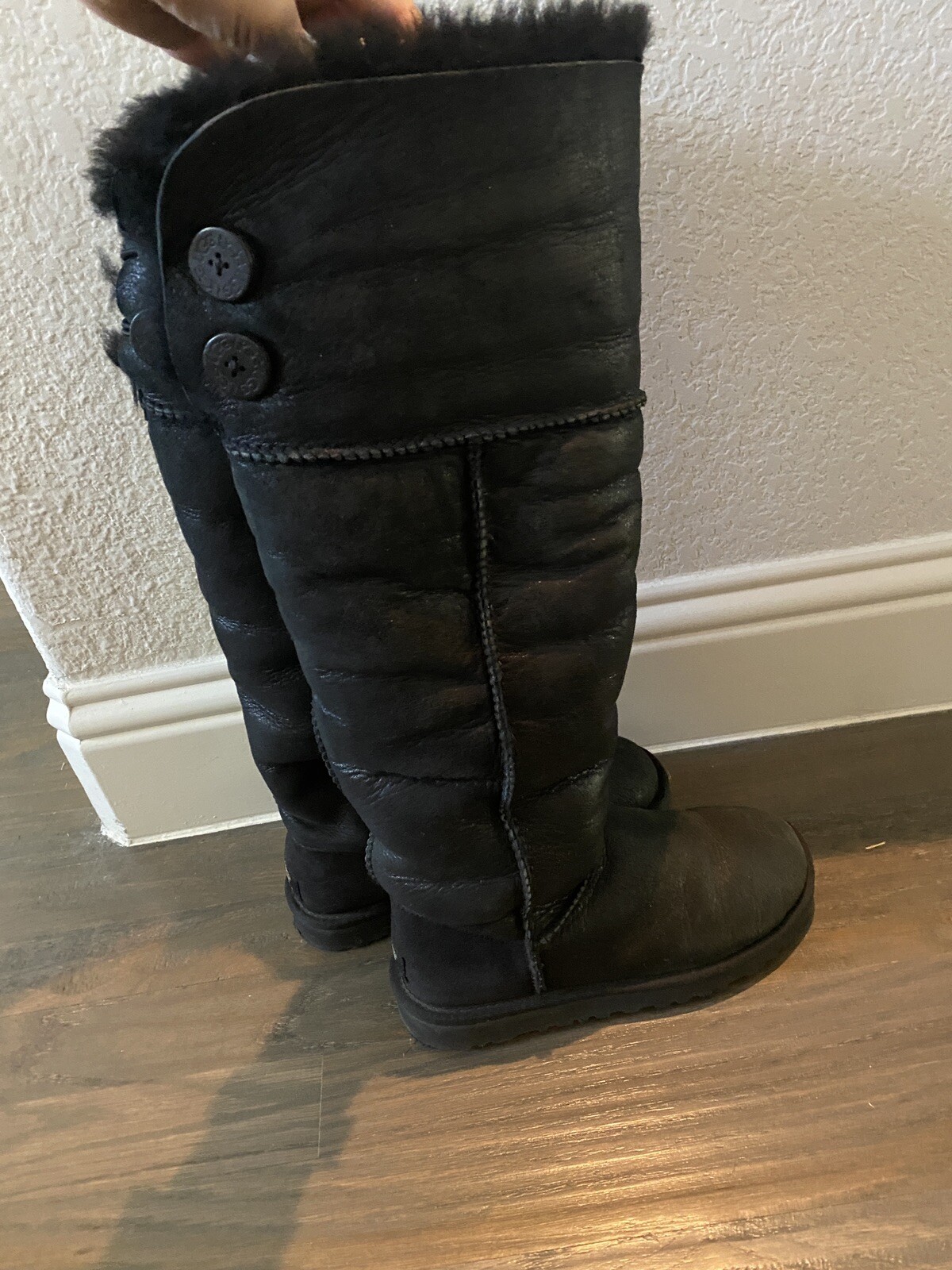 RARO UGG over the keen Bailey Button Bomber Boits taglia 5 stivali alti UGG