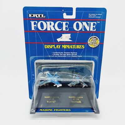 Ertl Force One Die Cast Display F-18 Hornet & AV-8B Harrier 793 Marine Fighters