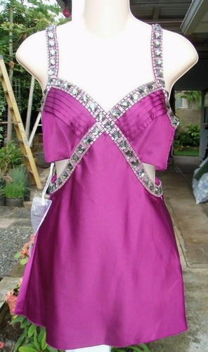 Robe Bebe Brandi - Taille M - Avec Broderies & Bijoux - Neuf Avec Étiquettes (NWT)