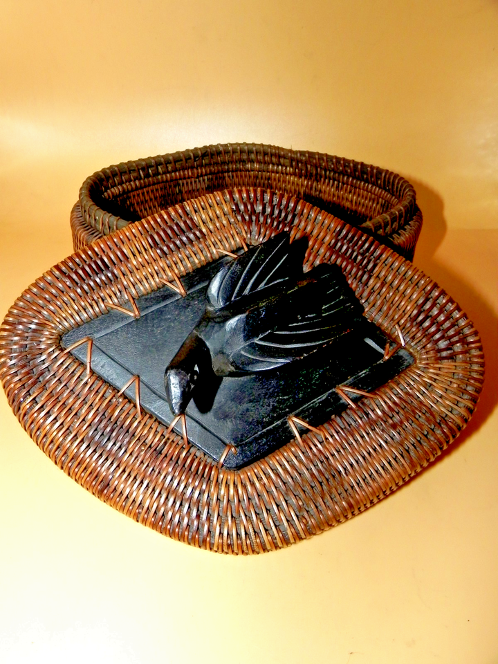 VTG Handmade Indonesian Woven Rattan Box w/Wood Carved Bird. | eBay