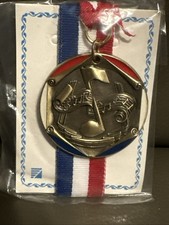 Music or band medal, Notes, gold, award, neck ribbon-NOS      