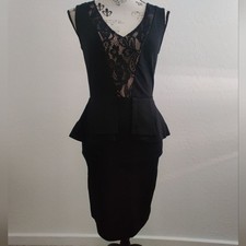 NWT JustFab Lace v-neck midi bodycon peplum cocktail Little black dress_Small