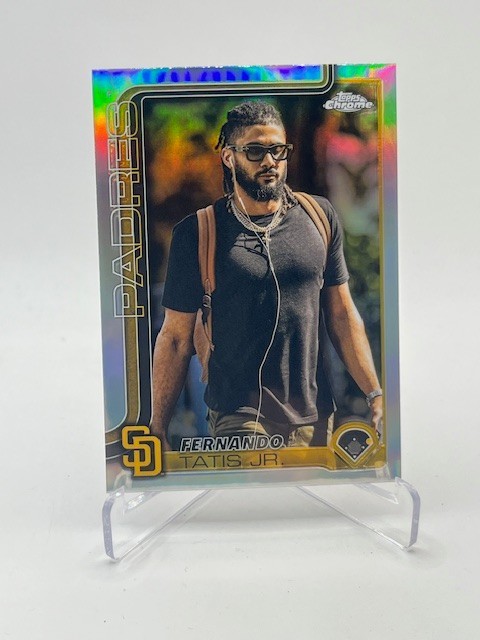 2025 TOPPS CHROME FERNANDO TATIS JR. #159 IMAGE VARIATION REFRACTOR SP PADRES