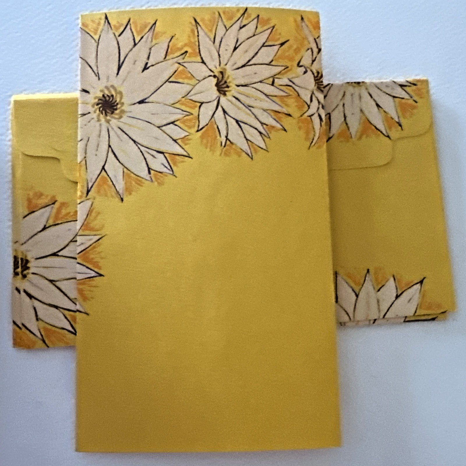 Vintage 1970s Daisy Postalettes 6 Note Cards Set - Collectibles