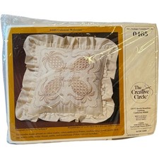 Pineapple Embroidery Pillow Kit Creative Circle 0465 Candlewicking Colonial