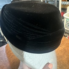 Vintage Black Velvet Cloche Hat Womens Style Ribbon Detail Elegant Me D Harry