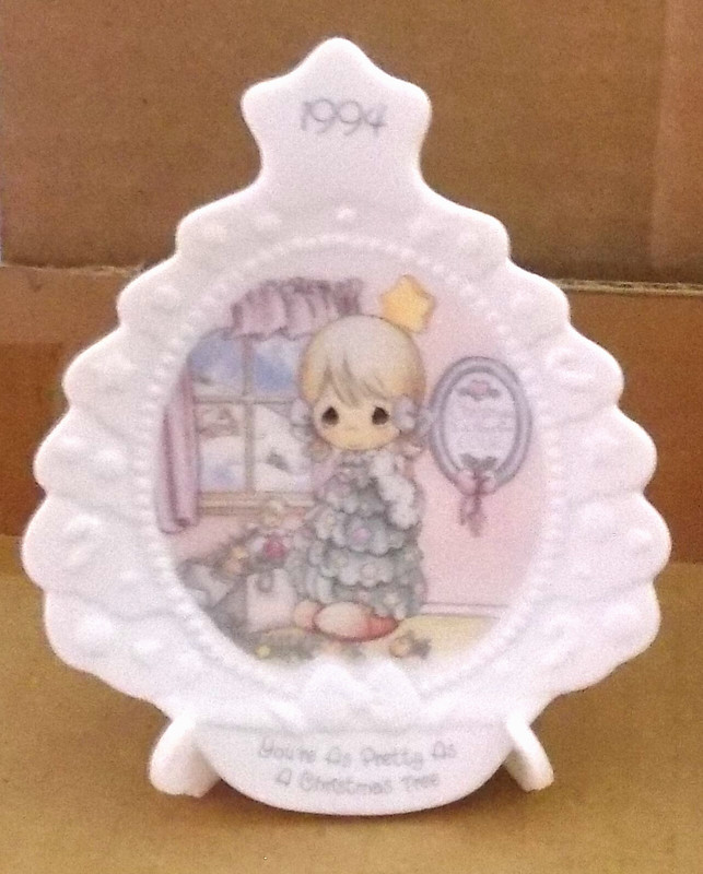 Precious Moments 1994 Mini-Dish: Girl "You`re As Pretty As A Christmas Tree"