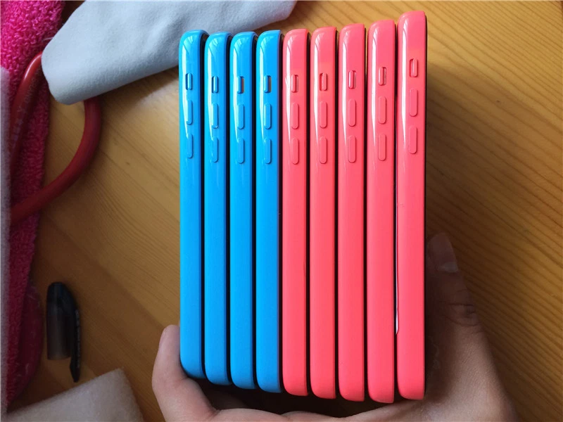 Unlocked Original Apple iPhone 5C iOS 8GB 4.0 Inch 4G LTE Siri 8MP Smartphone - Image 2 of 4