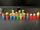 FISHER PRICE LITTLE PEOPLE WOODEN BODY 15 PIECE LOT VINTAGE