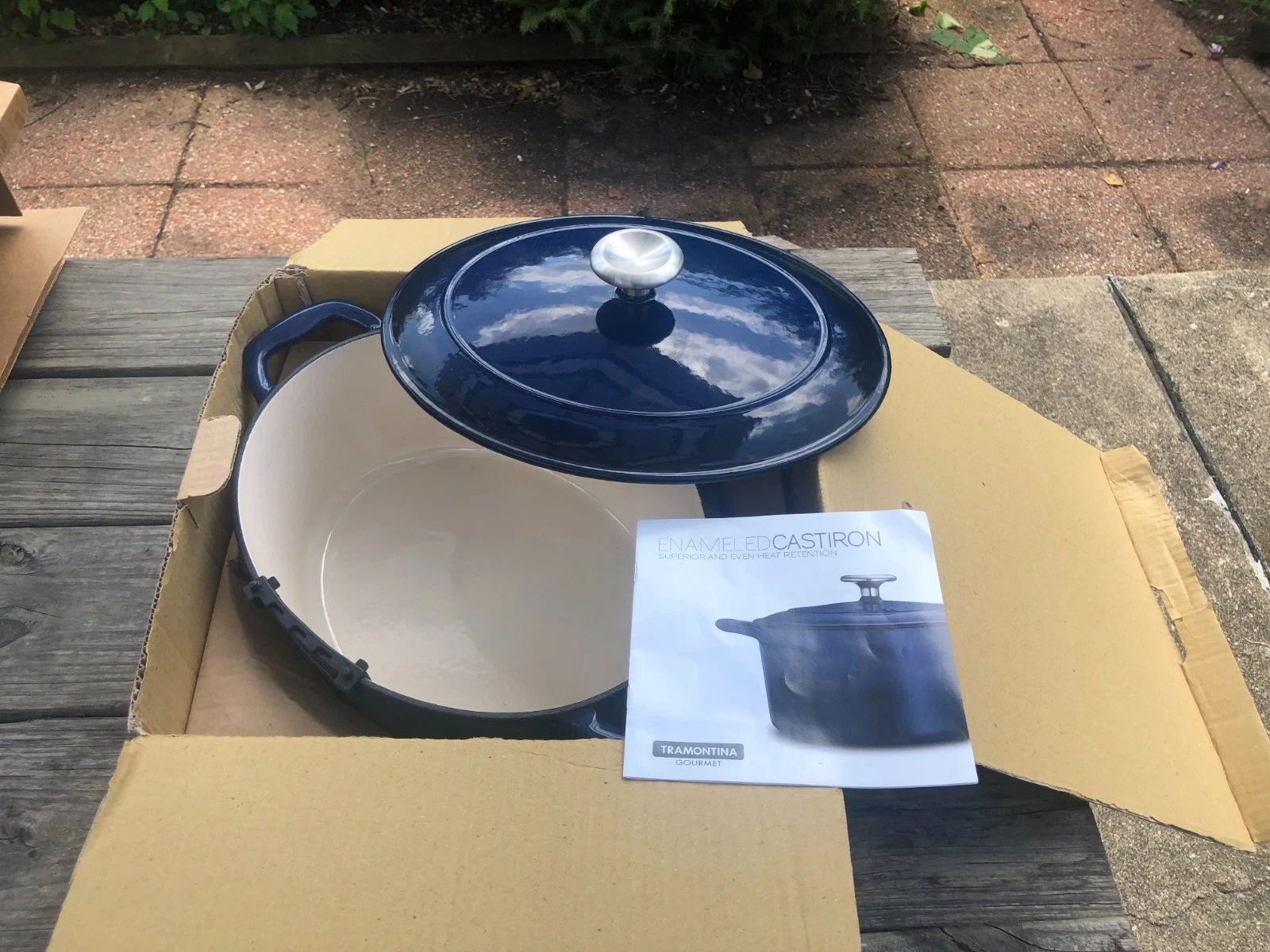 Tramontina Enameled Cast Iron Dutch Oven