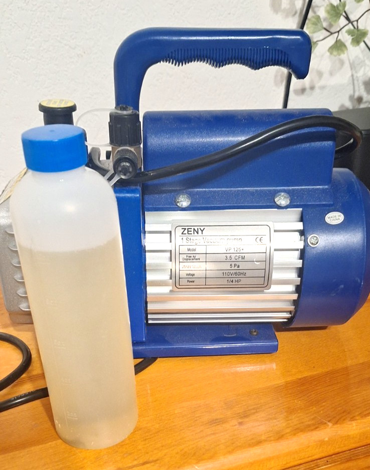 ZENY 1 Stage VP125+ Vacuum Pump 110V 3.5 CFM 5Pa 1/4 HP Gently Used