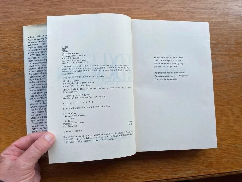 Clive Cussler Dragon 1st US ed HC Near Fine / Very Good Foto 4 de 4