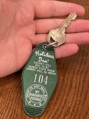 Vtg Holiday Inn Hotel Cherry Hill Rte 70 At Garden State Track Room Key FOB 104