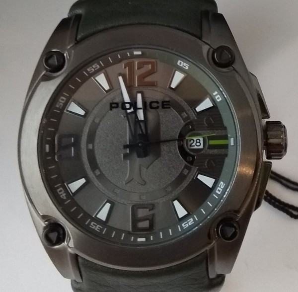 Reloj POLICE WATCH. Gris. Precio original 149 €