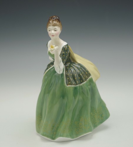 ROYAL DOULTON ENGLAND BONE CHINA FLEUR HN 2368 FIGURINE VINTAGE - Picture 2 of 12