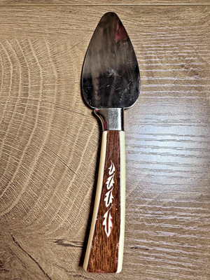 Vintage Regent Sheffield England Stainless Cheese Spreader/Server Oak Leaf