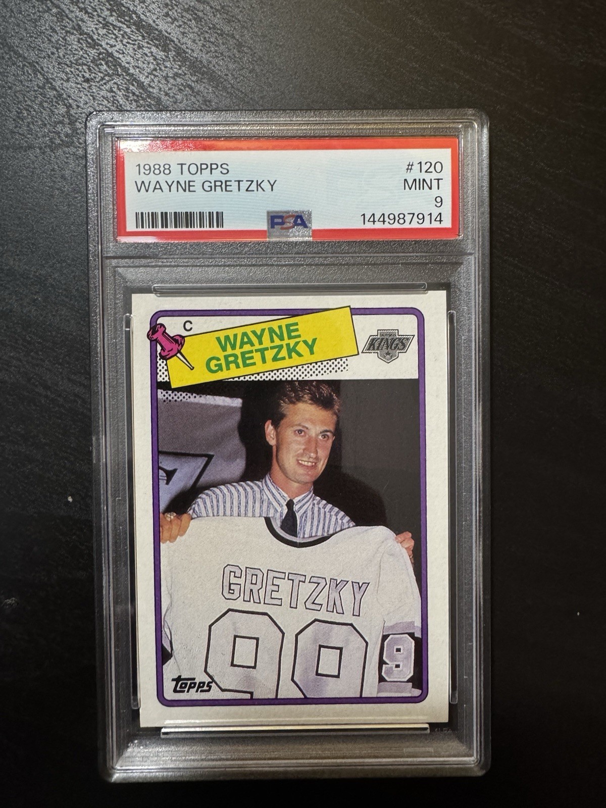 1988 Topps - Wayne Gretzky #120 PSA 9 view 1