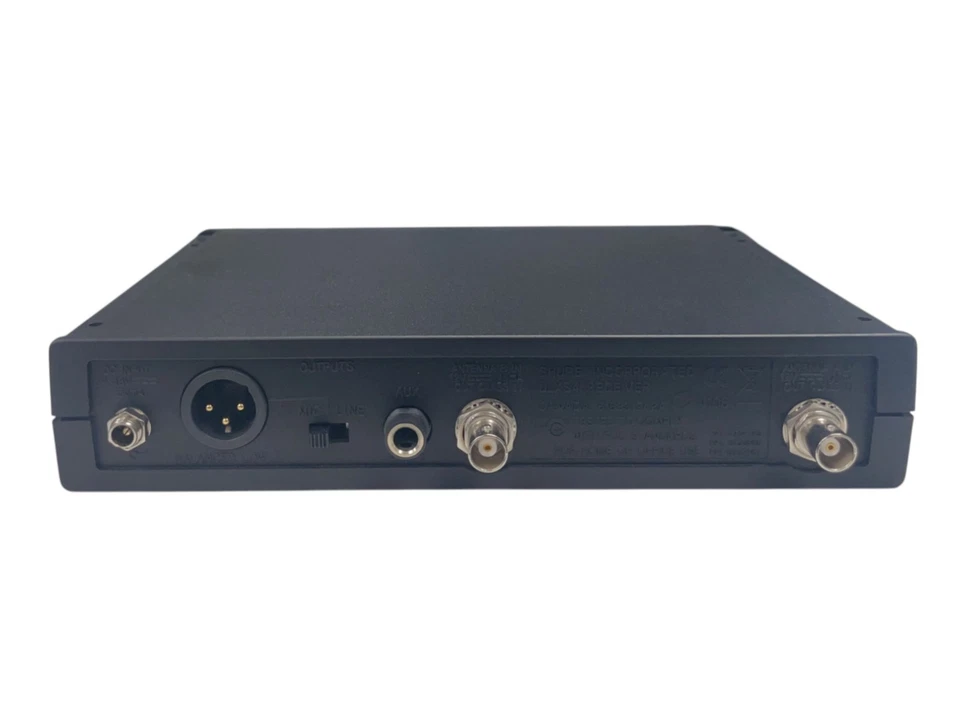 Receptor de micrófono inalámbrico modelo Shure ULXS4 554-590 MHz-J1 Foto 3 de 4