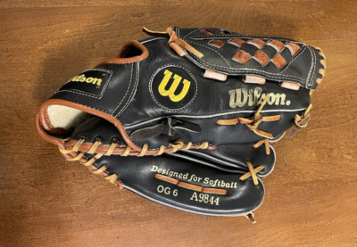 Wilson Optima Gold Adult OG6 A9844 Softball Glove Black Right Hand Thrower