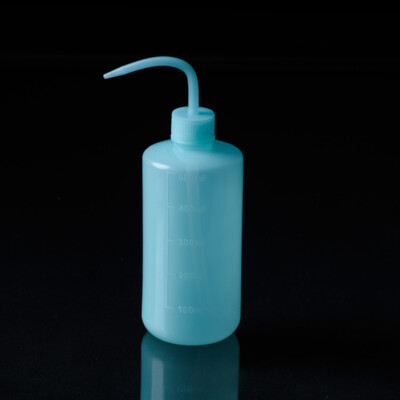 2Pcs Curved Spout Wash Bottle Tattoo Squeeze Plastic Succulent Watering Lab