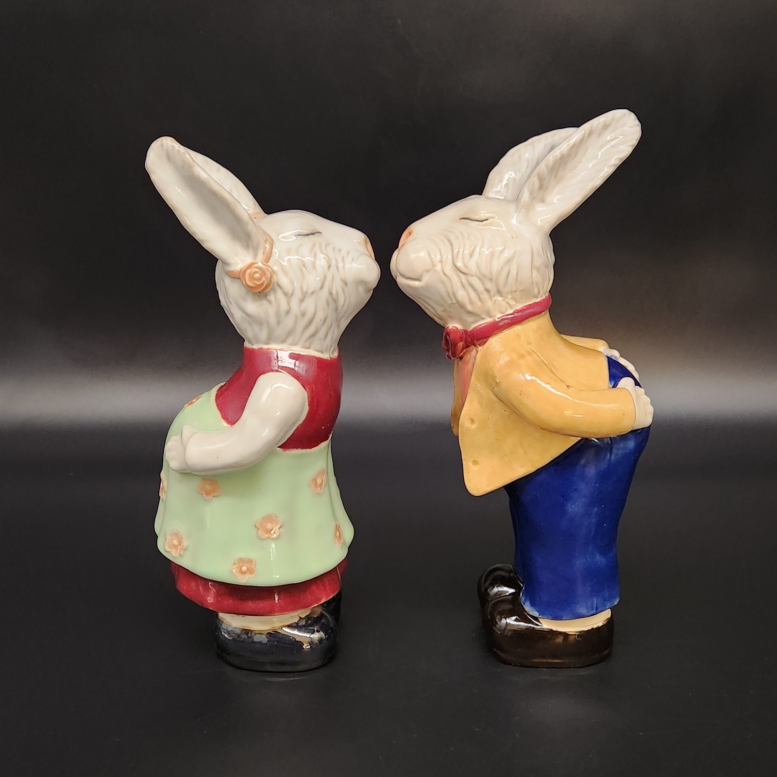 Set of 2 Ceramic Kissing Rabbits Courting Couple Figurines Easter Decor 9.75