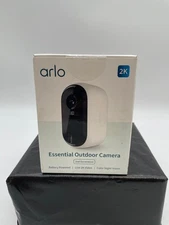 Arlo Essential Outdoor Wireless Security Camera 2ndGen 2K Indoor/Outdoor - White