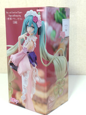 Hatsune Miku Sakura Matcha Parfait Figure Taito Sweet Sweets Prize Japan