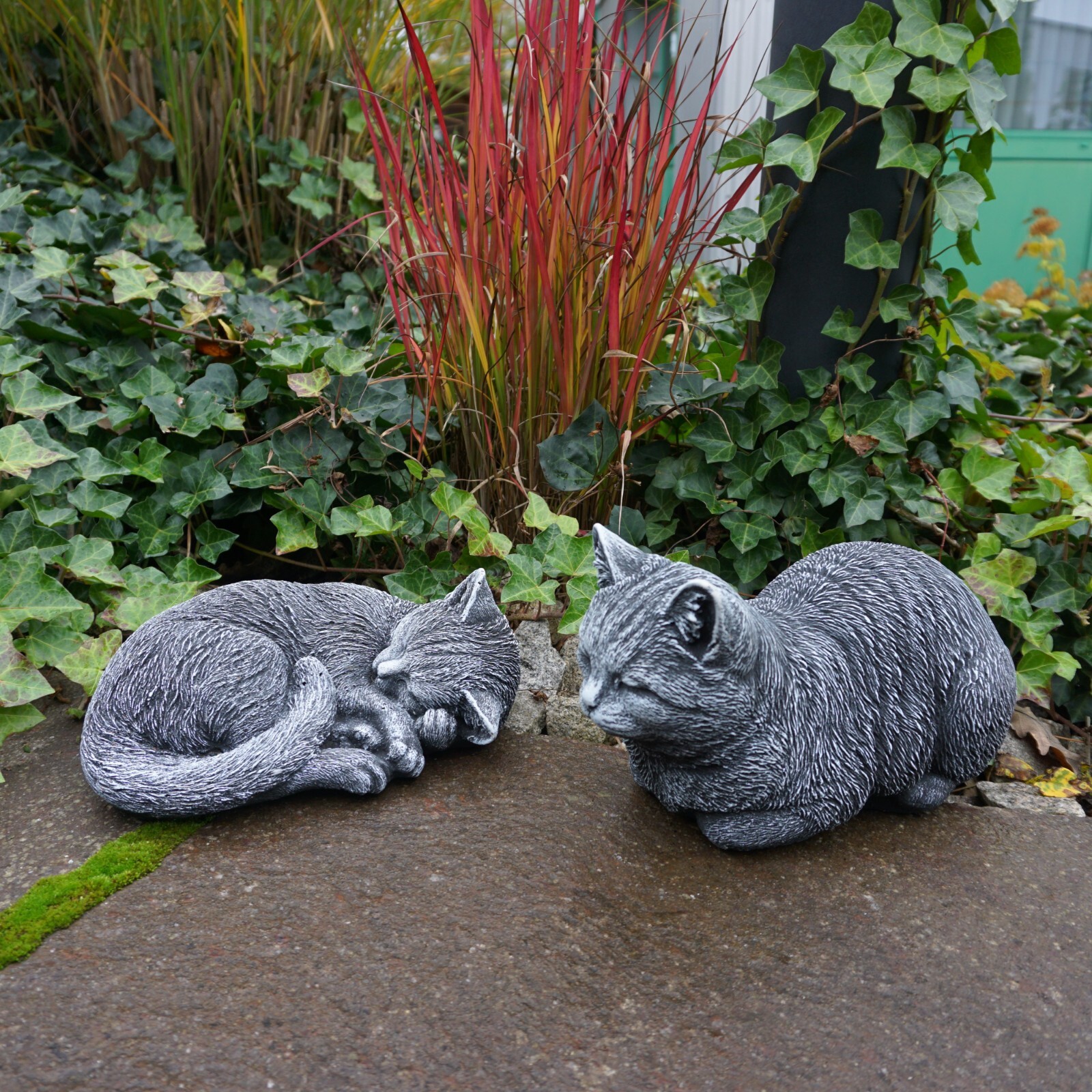 Cats Set of 2 Stone Figure H.17/11cm Multicoloured 13kg White Concrete Frost ...