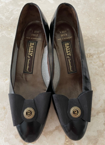 Vintage Bally Emily Black Patent Leather Bow Flats