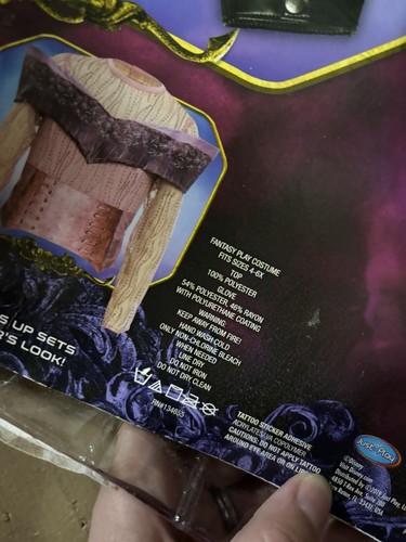New Disney Descendants 3 Uma girl's Halloween Costume Dress Up Kit Sz. Sm 4-6 - Picture 6 of 6