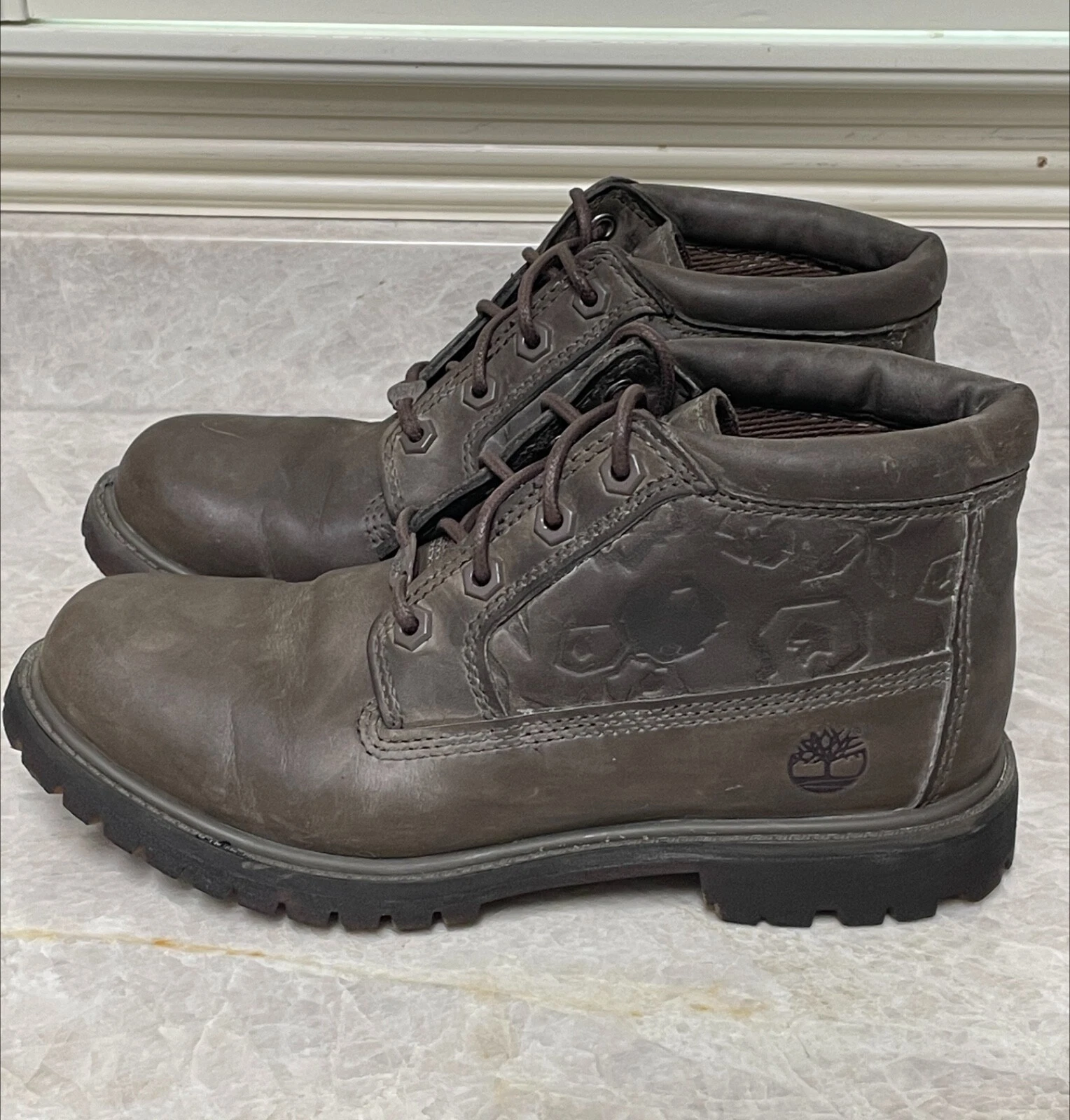 Timberland stivaletto da donna 7 marrone nabuk Nellie Combat Lug stivaletto impermeabile