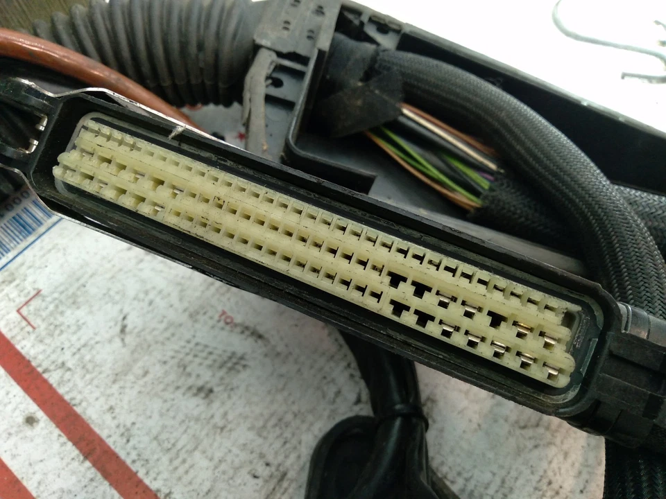 1995 BMW 318I RWD 1.8 AT ENGINE BAY WIRE WIRING HARNESS OEM  - Image 3 of 4