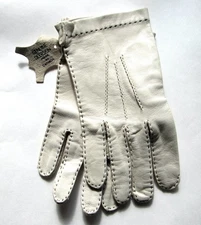 White Deerskin Men's Gloves Large Size  Made In Canada Excellent Condition