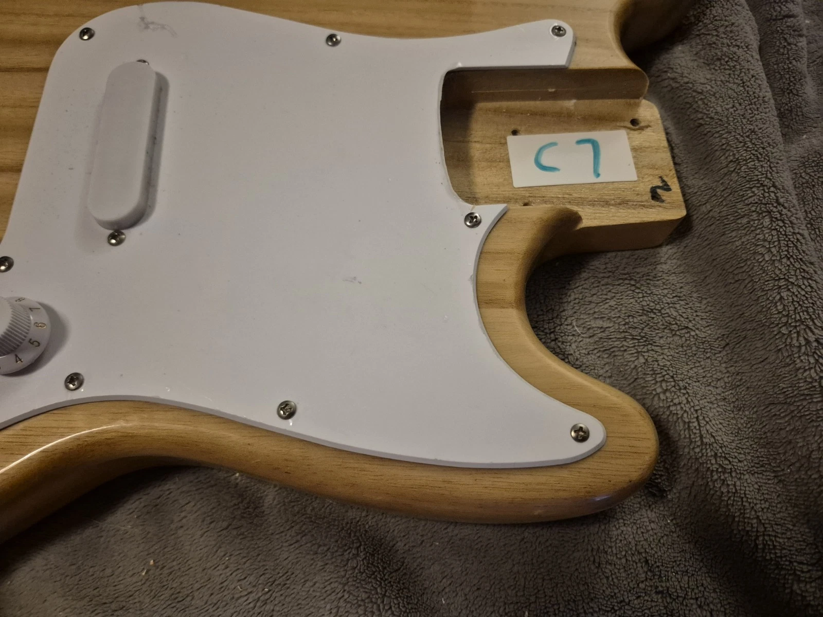 Picture 4 of 11