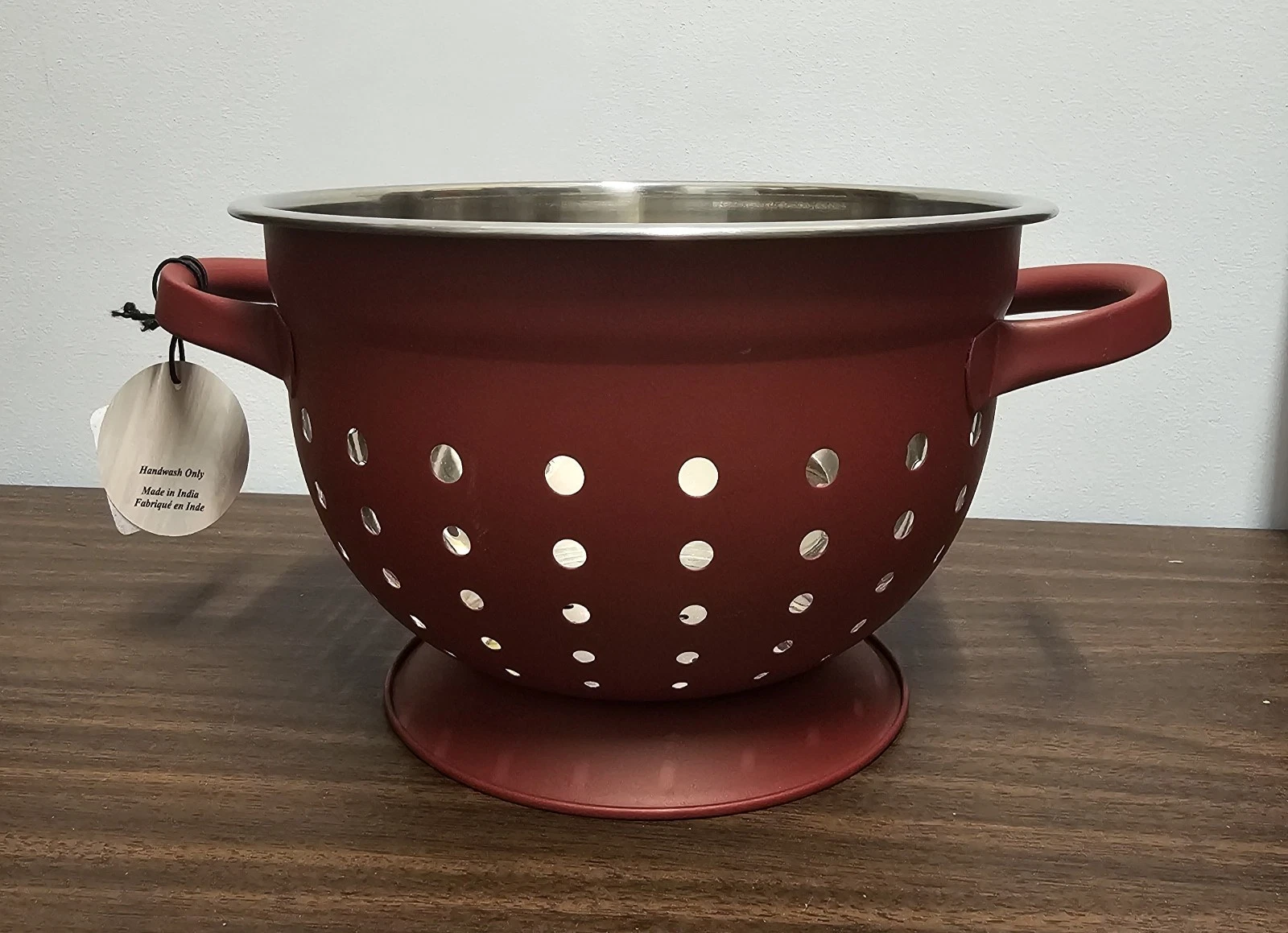 Matte Red Metal 3 Qt Colander Made in India
Opens in a new window or tab