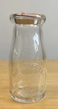 RND EMBOSSED HALF PINT OAKWOOD FARM FAIRBURY, ILLINOIS, ILL, IL MILK BOTTLE