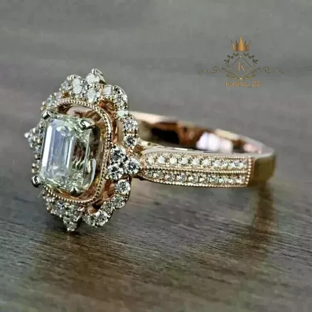 Anillo de compromiso vintage de moissanita de oro rosa sólido de 14 quilates corte esmeralda VVS1 2,75 quilates Foto 4 de 4