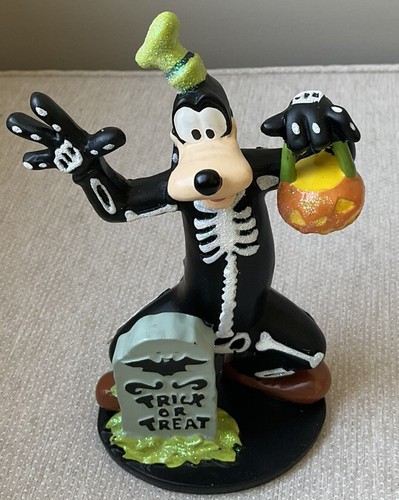 Disney Devil Donald Duck,Skeleton Goofy,Pirate Mickey, Pluto Halloween Figurines - Picture 6 of 9