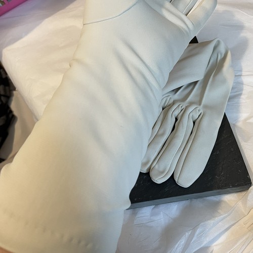 Vintage 1950s Cream day gloves long size Small Church Wedding Cosplay - Imagen 4 de 7