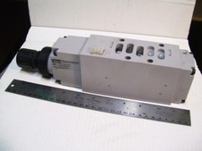 NEW PARKER ISYS PS4238260CP ISO 5599-2 SZ 3 (H3) 125PSI SANDWICH REGULATOR P2160