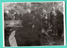 LATVIA LETTLAND Funeral Ceremony at the Cemetery VINTAGE PHOTO 998