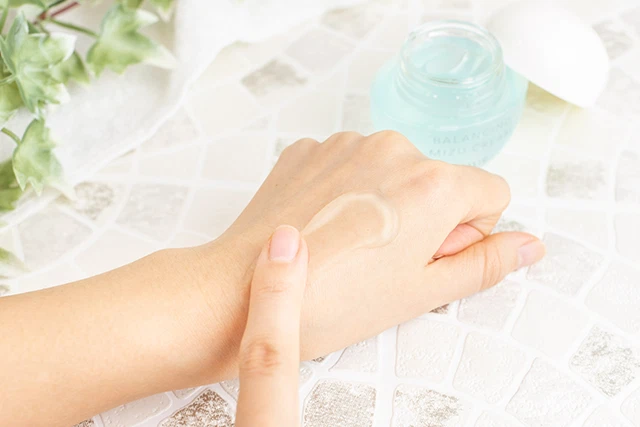 [Vendedor de EE. UU.] Crema hidratante ligera antienvejecimiento Shiseido ELIXIR Balancing Mizu 60 g Foto 3 de 4