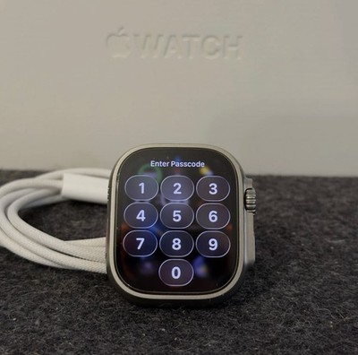 Apple Watch Ultra 2 49mm Natural Titanium