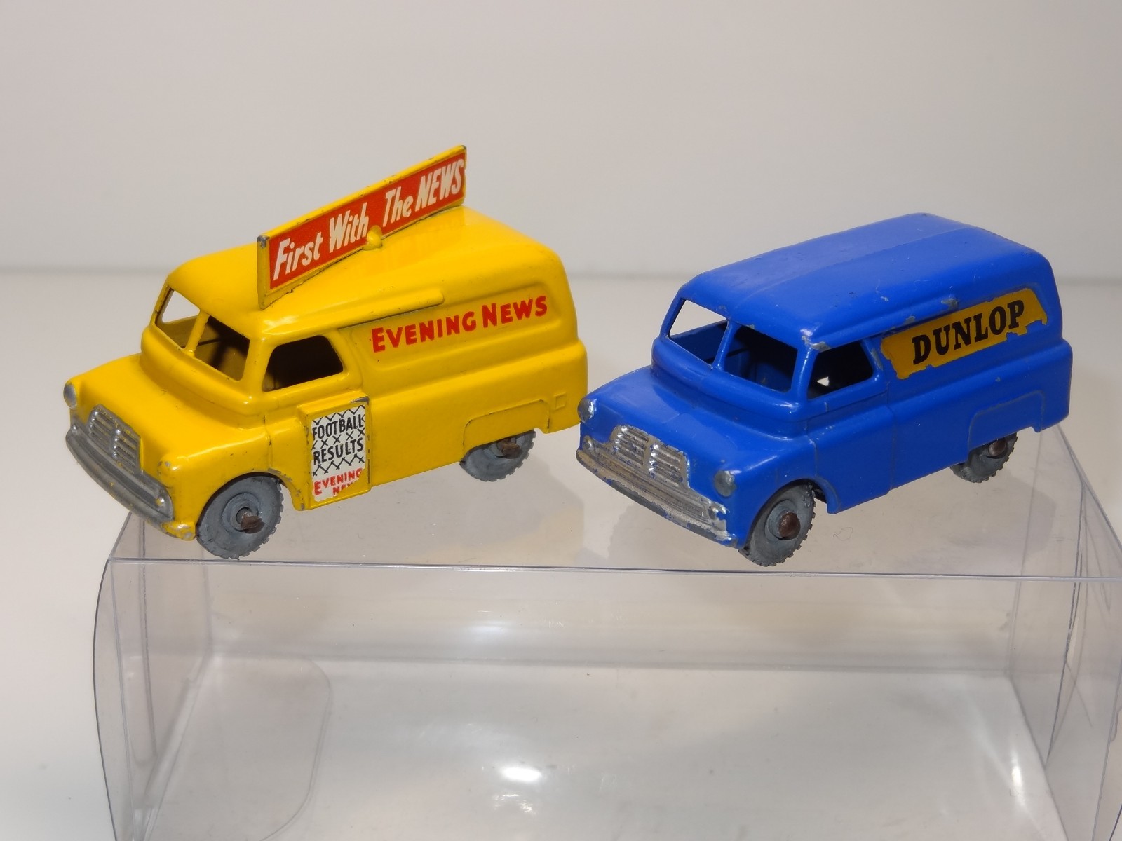 Matchbox 25a, Bedford Van 12cwt - Free Price Guide & Review